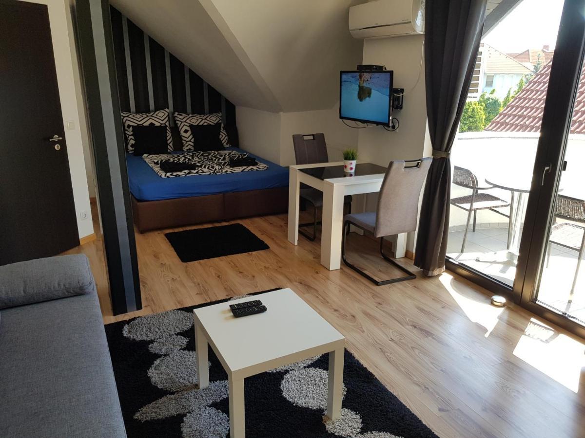 Honfoglalas Apartment Buk Bagian luar foto