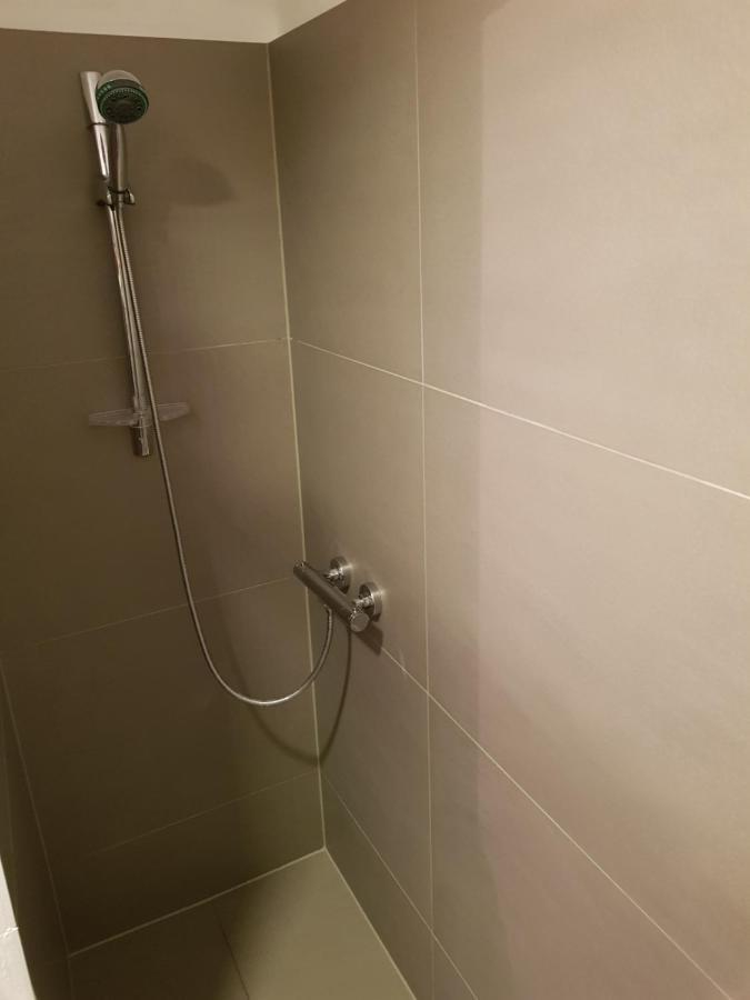 Honfoglalas Apartment Buk Ruang foto