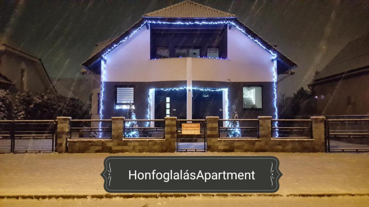 Honfoglalas Apartment Buk Bagian luar foto